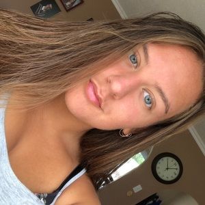 Meet your Posher, Natalie